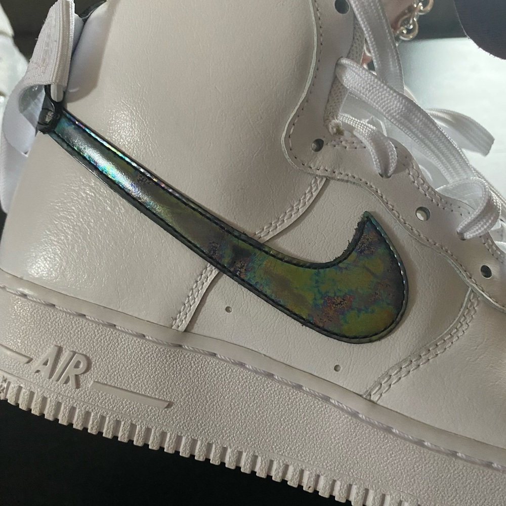 Nike - Picture 3 of 4